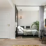 Aparthotel Milestone Center Premium Living By Tribera Krakov