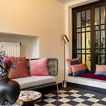 Milestone Center Premium Living By Tribera Aparthotel