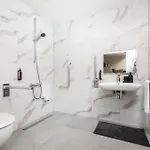 Milestone Center Premium Living By Tribera Aparthotel 3*