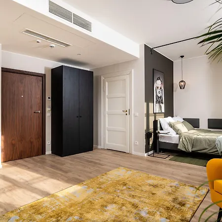 Ξενοδοχείο με διαμερίσματα Milestone Center Premium Living By Tribera Krasków