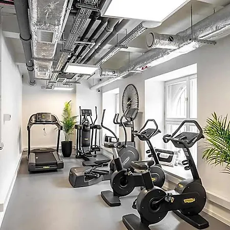 Milestone Center Premium Living By Tribera 4*
