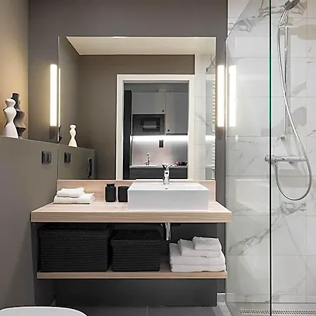 Milestone Center Premium Living By Tribera 4* קרקוב