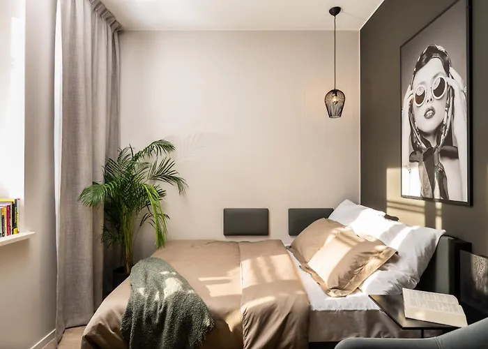 Milestone Center Premium Living By Tribera Apartahotel