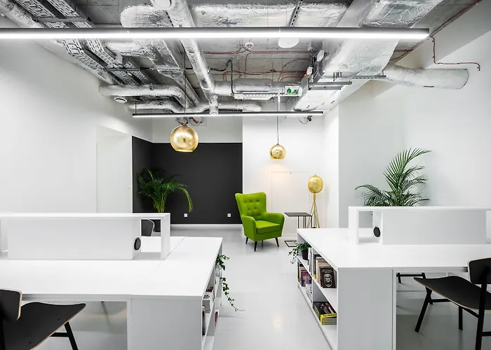 Milestone Center Premium Living By Tribera