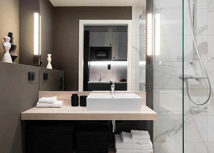 Apartahotel Milestone Center Premium Living By Tribera