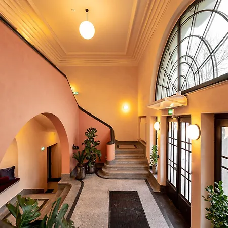 Milestone Center Premium Living By Tribera 4*