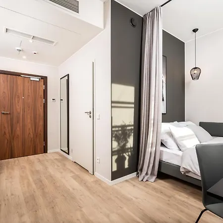 アパートホテル Milestone Center Premium Living By Tribera